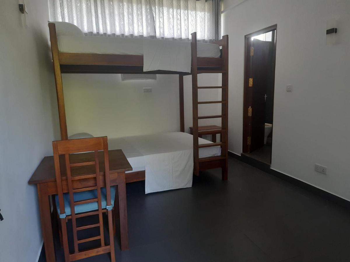 Hotel Paradiso, Унаватуна Экстерьер фото