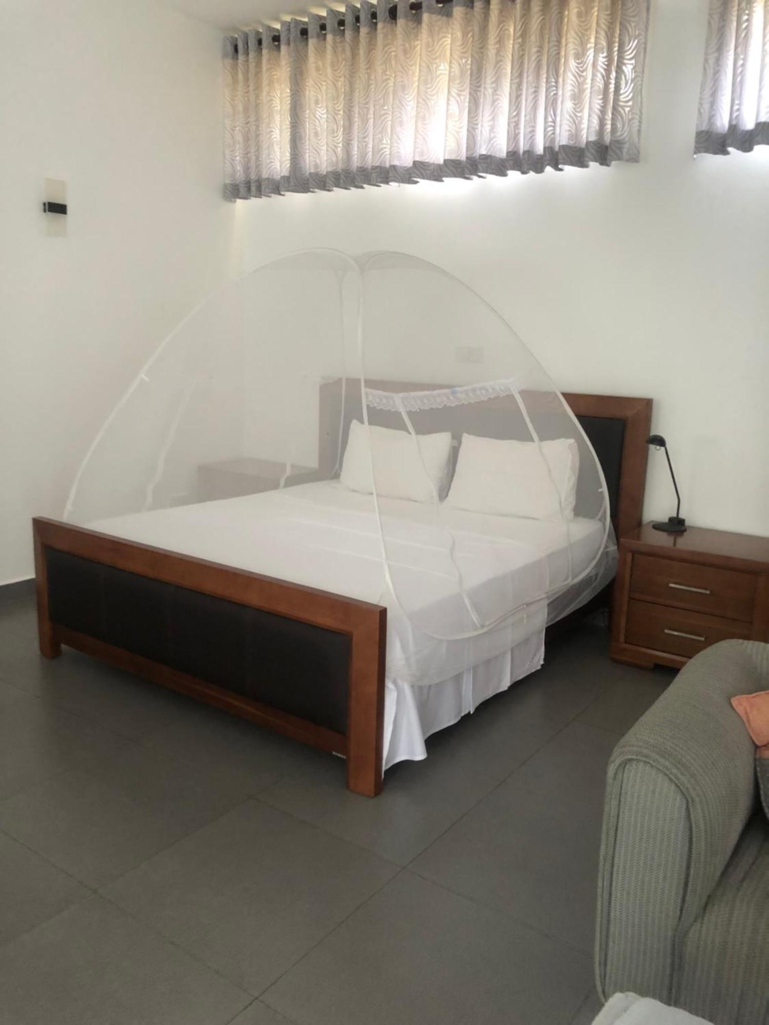 Hotel Paradiso, Унаватуна Экстерьер фото